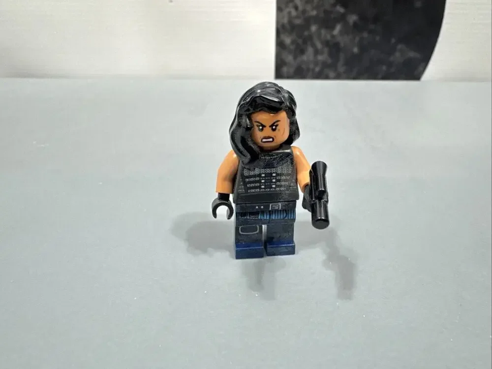 Lego Carasynthia 'Cara' Dune Minifigure Star Wars 75254 75315 sw1058